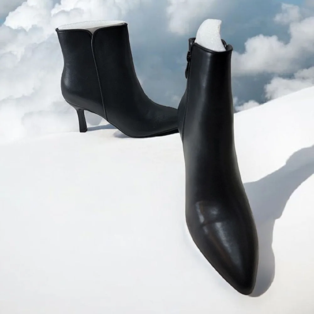 Coutgo Women's Size 6.5 Elegant Kitten Heel Black Ankle Boots - Picture 5 of 8